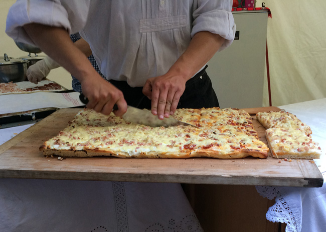 Pompos - Hungarian style pizza in Budapest